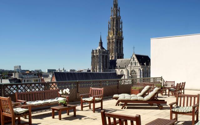 Hilton Antwerp Old Town