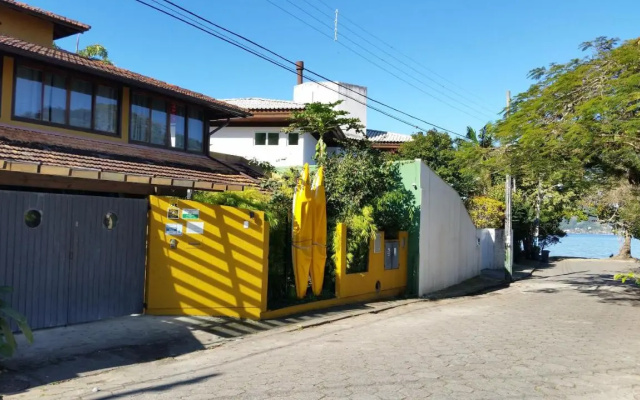 Submarino Hostel