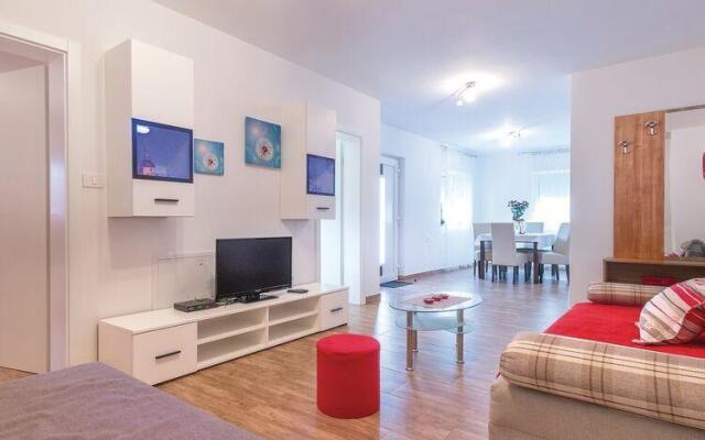 Impressive Apartment with Terrace in Pula Croatia