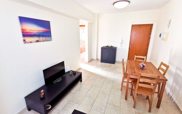License to Chill Apartment
