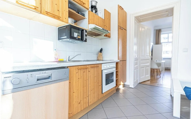 Stylish Apt Longstays Margareten 5P