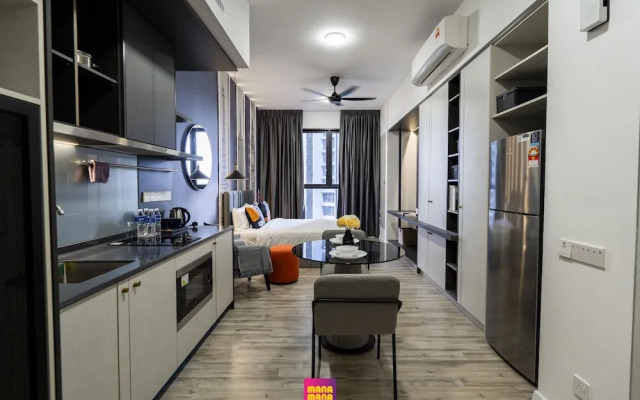 Millerz Square Suite By Mana-Mana