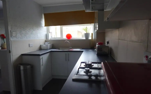 Chelsea House - Huku Kwetu