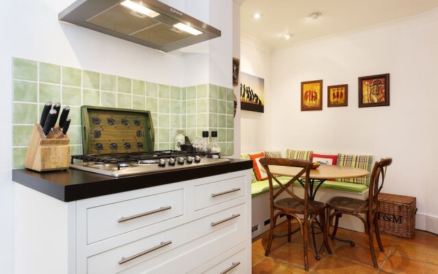 ItalianFlat – Earls Court