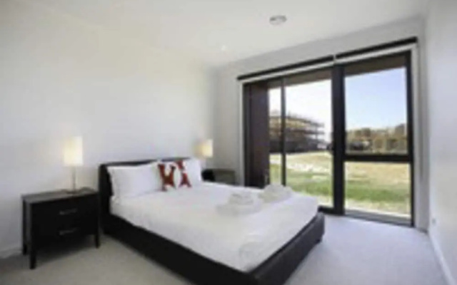 3 Bedroom Condo Near Pool