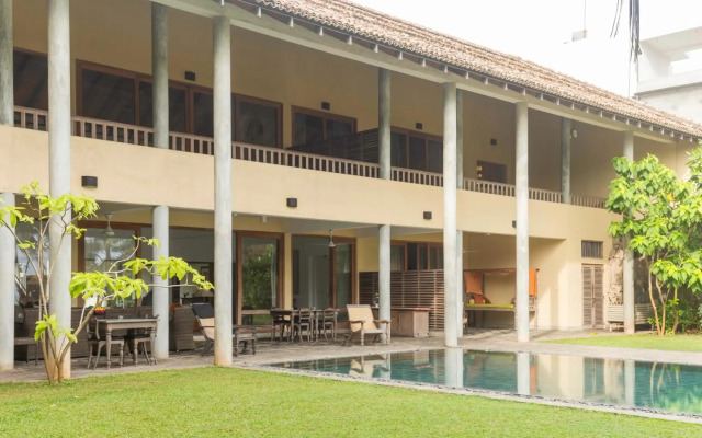 Villa Saffron Hikkaduwa