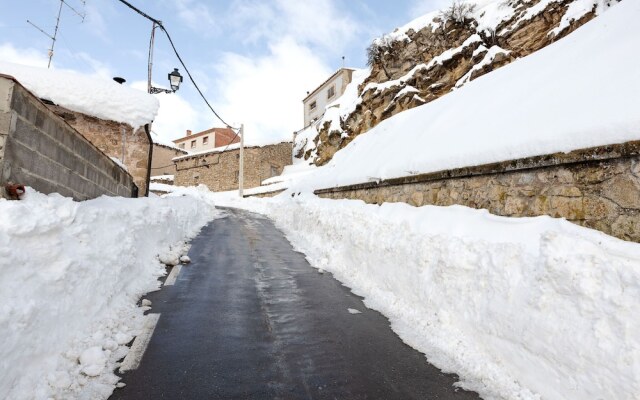 Pleasant Apartment in Gudar With Fireplace