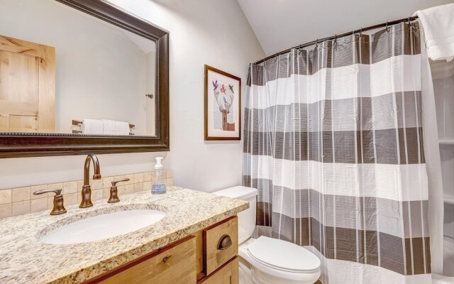 Beautiful 4BD near Winter Park HOT TUB