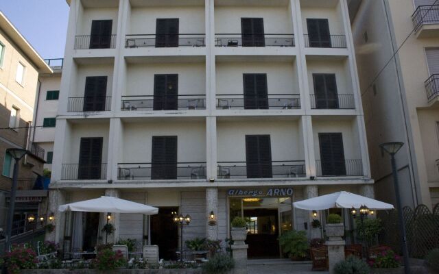 hotel arno