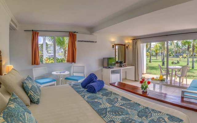 Memories Caribe Beach Resort - Adults Only +16