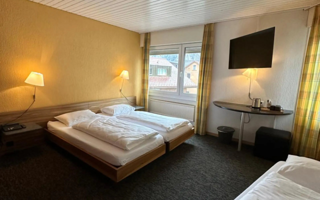 Residence Am Marktplatz (Adults Only) – Guest Rooms – Interlaken