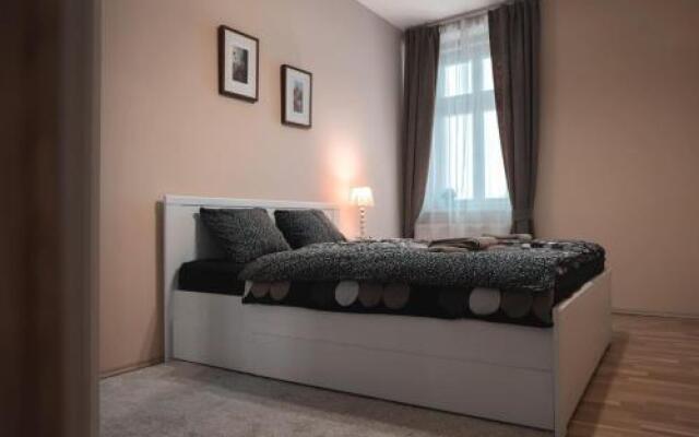 Your home close to the metro Andel