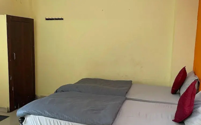 Nandini Guest House