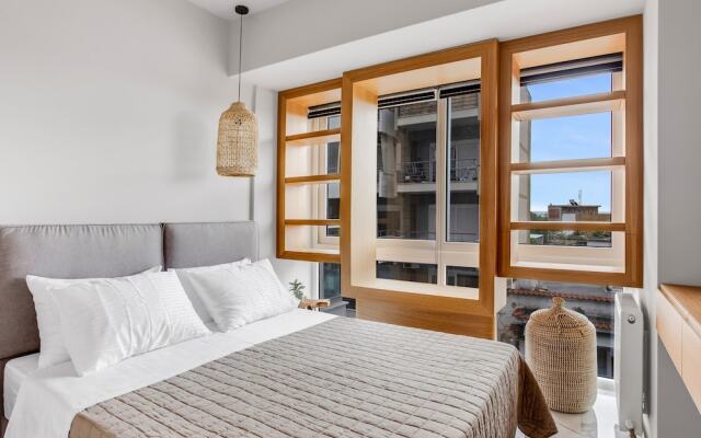 Sanders Old Port - Adorable 1-bdr. Apt. w/ Balcony