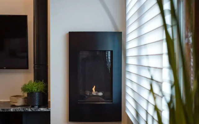48 King West Boutique Hotel