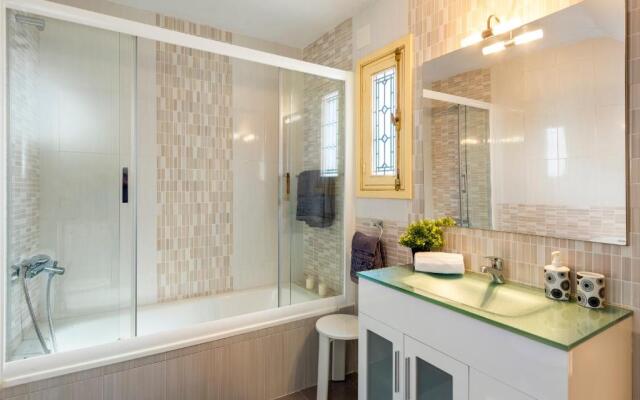 Barrio Santa Cruz HSH