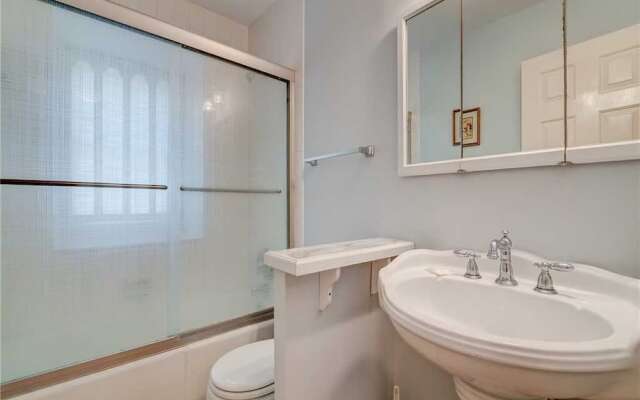 Evian 123 - Two Bedroom Condo