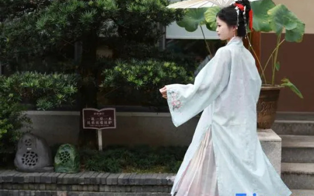 Star Lake Lanyue Song Culture Guesthouse (Zhaoqing Qixingyan Scenic Area)