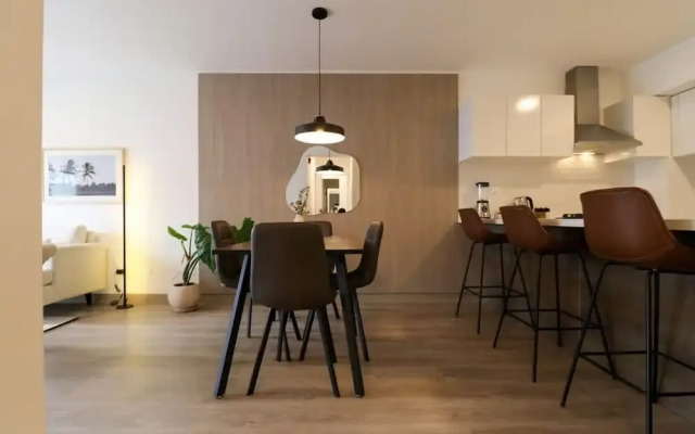 w Amazing 2BR With Balcony in Miraflores
