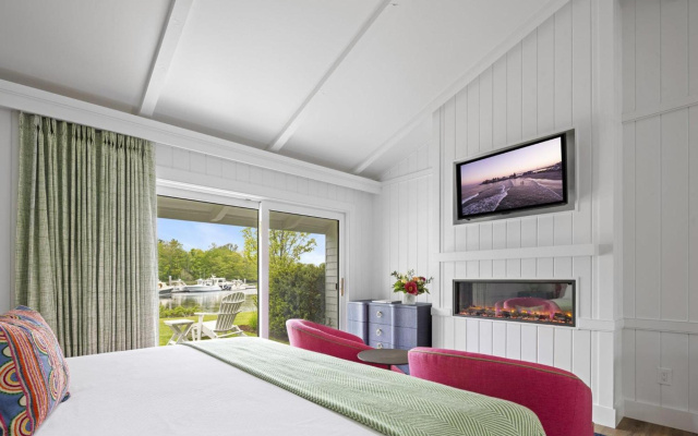 Yachtsman Hotel & Marina Club