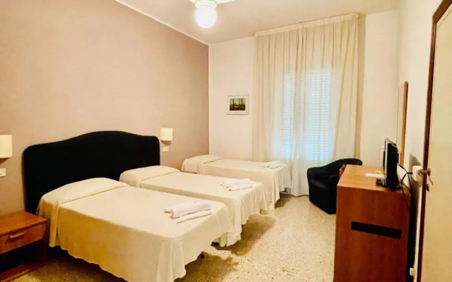 Savoia Palace