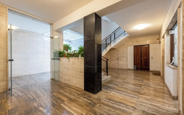 Chic flat with balcony