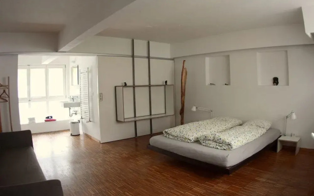 Basel Backpack - Urban Hostel Culture