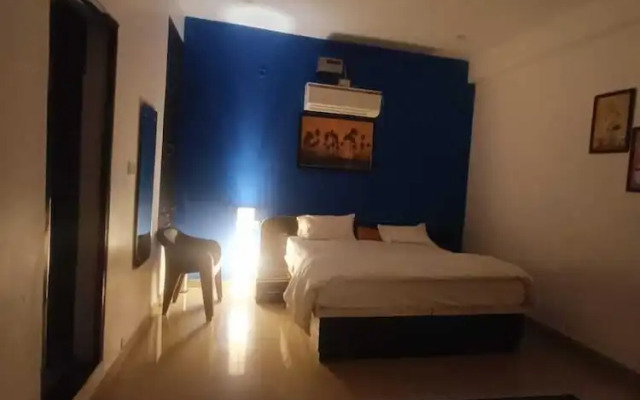 The Quila Camps & Resort