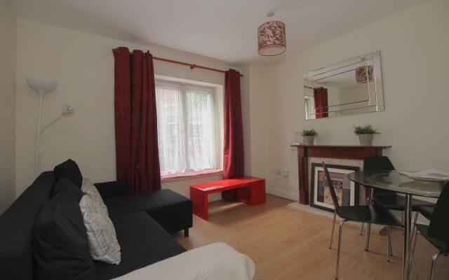 South City Centre Apartment