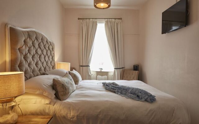 Lyme Townhouse