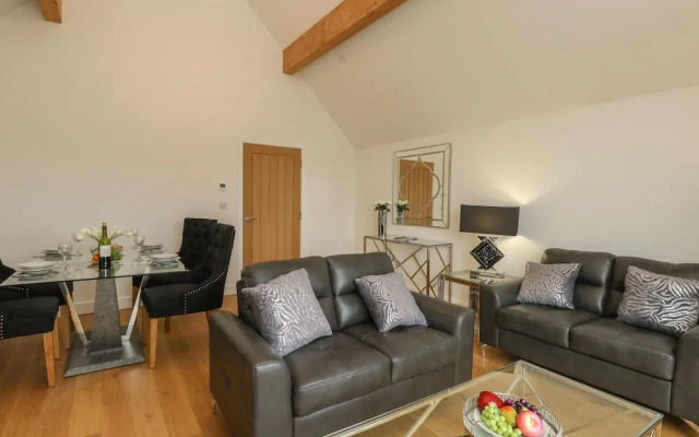 Harbourside Haven Penthouse 2
