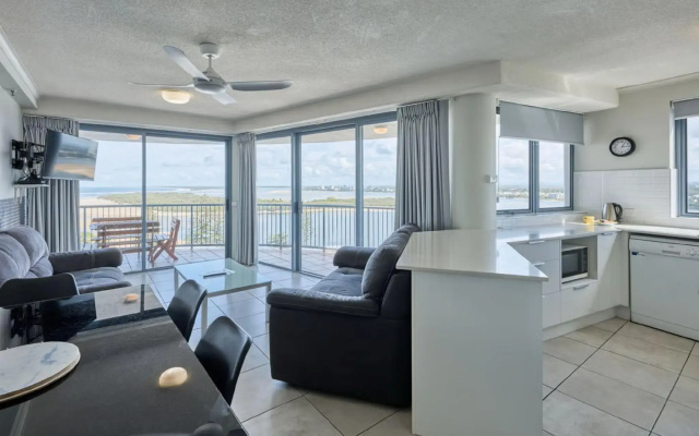 Centrepoint Holiday Apartments