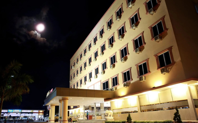 OYO 775 Aviari Hotel