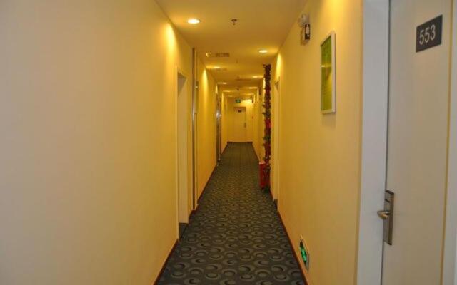 7 Days Inn Zhuhai Gongbei Tunnel Branch