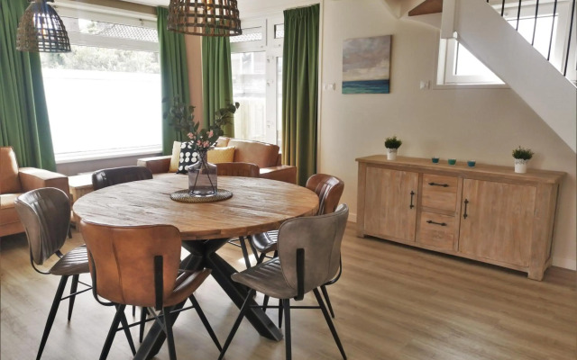 DWV71 Modern holiday home 'Vogole'