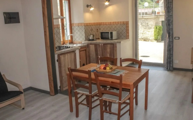 A Charming Stay in Casola in Lunigiana