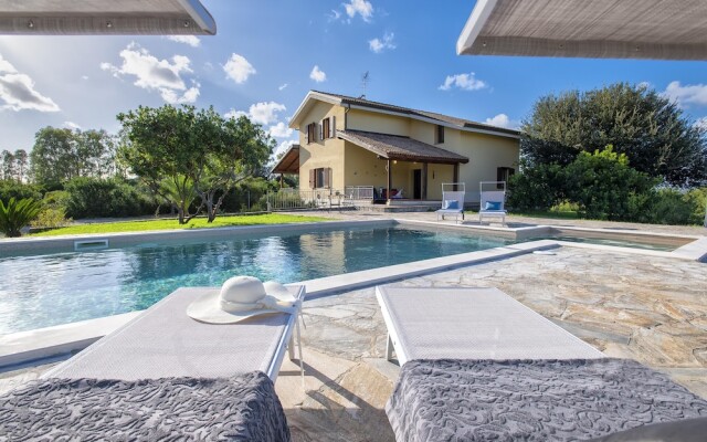 Sardinia Re - Villa Gialla