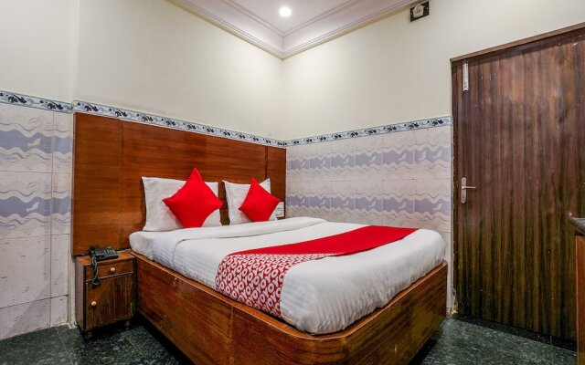 Oyo 12680 Hotel Sitara Grand