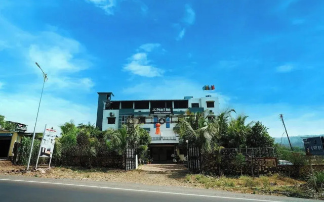 Pearl Inn by OYO Rooms