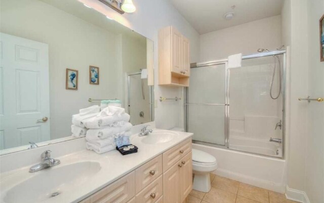 Magnolia Pointe 201-4895