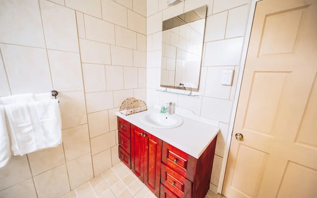ClarenceVille Villa Apartments