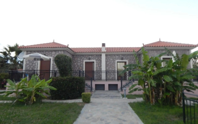 Kaloni village apartments