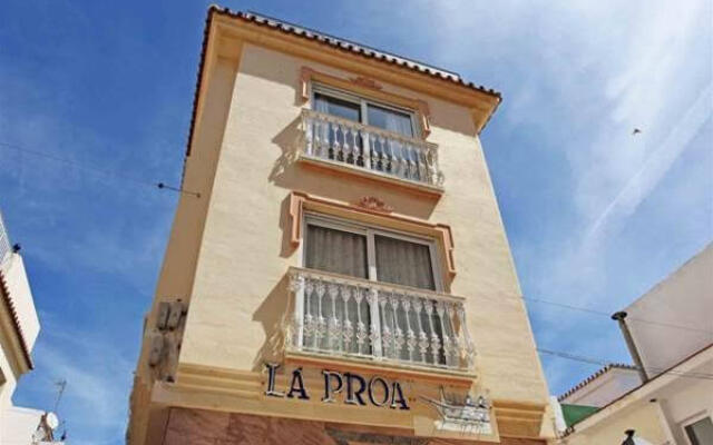 Apartamentos La Proa