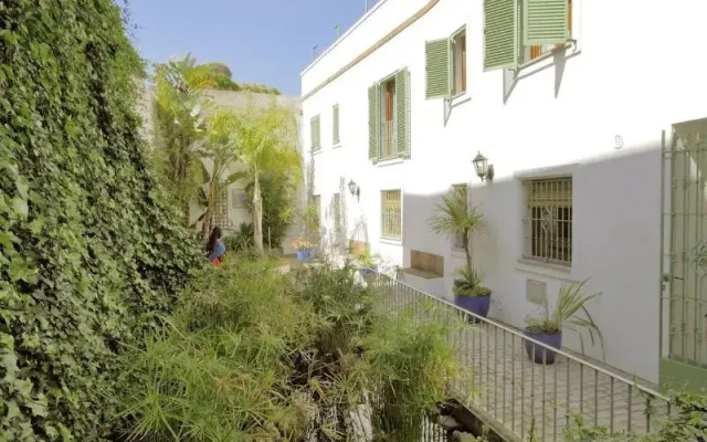 Hostal Gravina