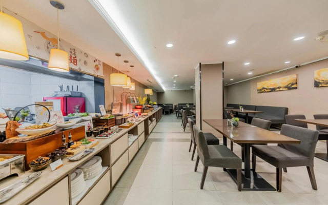 Home Inn West Lake Wushan Plaza Hefang Street