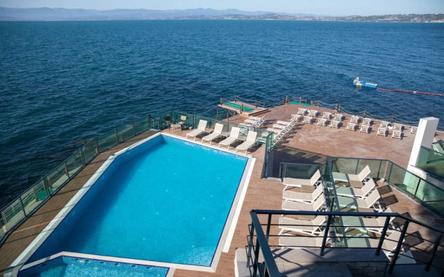 Vira Otel