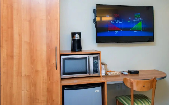 Magnolia Inn & Suites