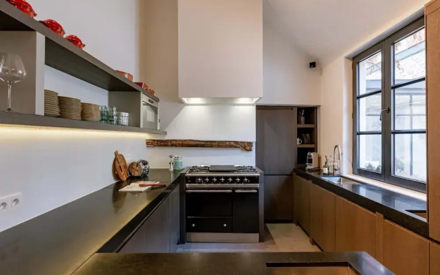 Huswell - Architect gem in the Heart of Ghent