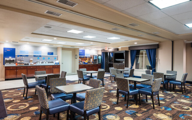 Holiday Inn Express Lathrop South Stockton