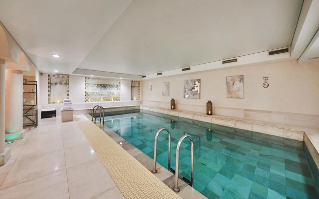 Mamaison Le Regina Boutique Hotel